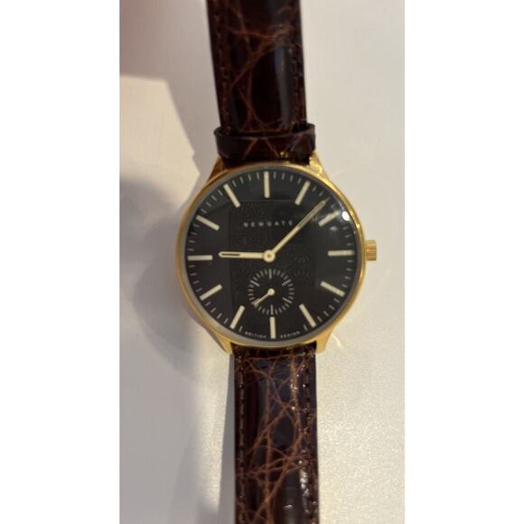 Newgate Watch W/ crocodile Band - Picture 3 of 9